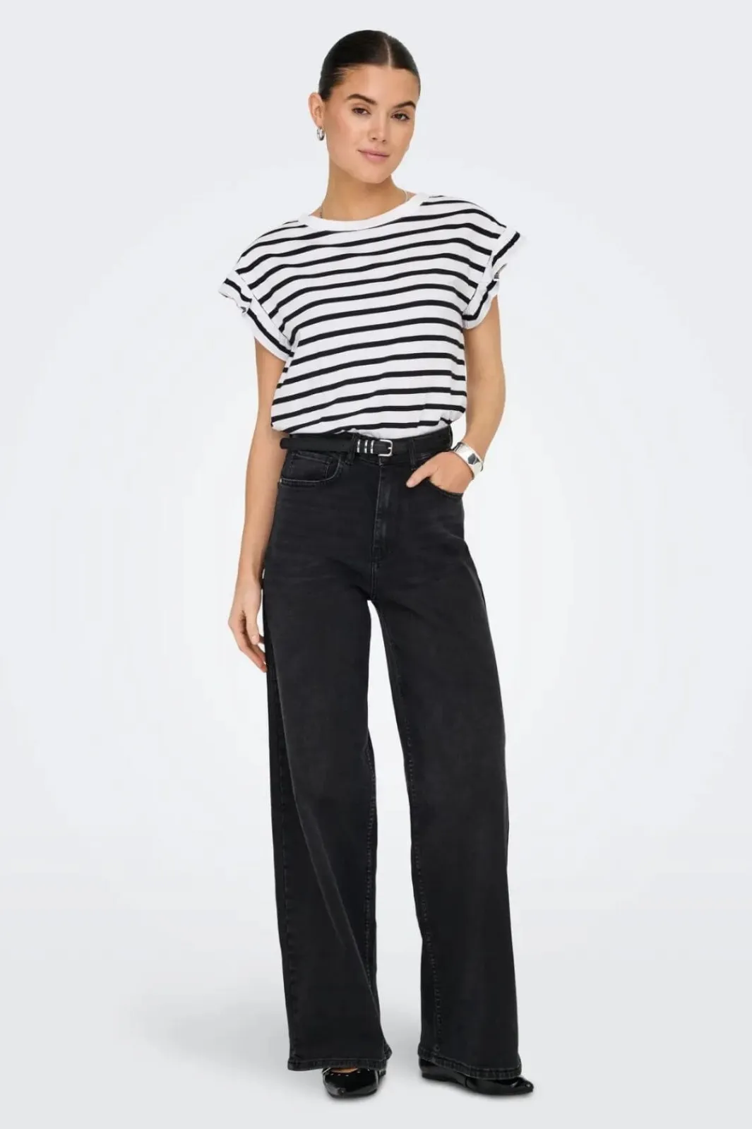 Sale Only Onlgrape S/S Frill O-Neck Top 4740065 Bright White Black