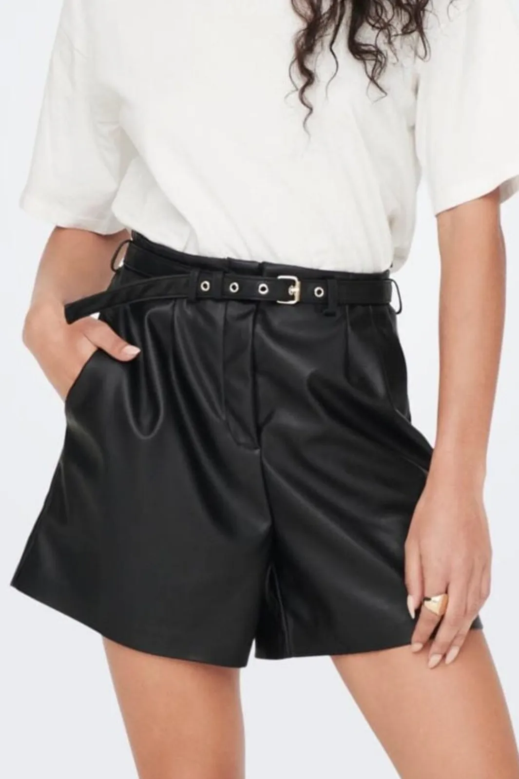 Only Onlheidi Faux Leather Shorts Otw 4158076 Black