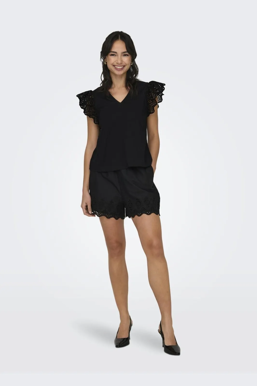 Best Only Onllou Life Emb S/S Frill Top 4415684 Black