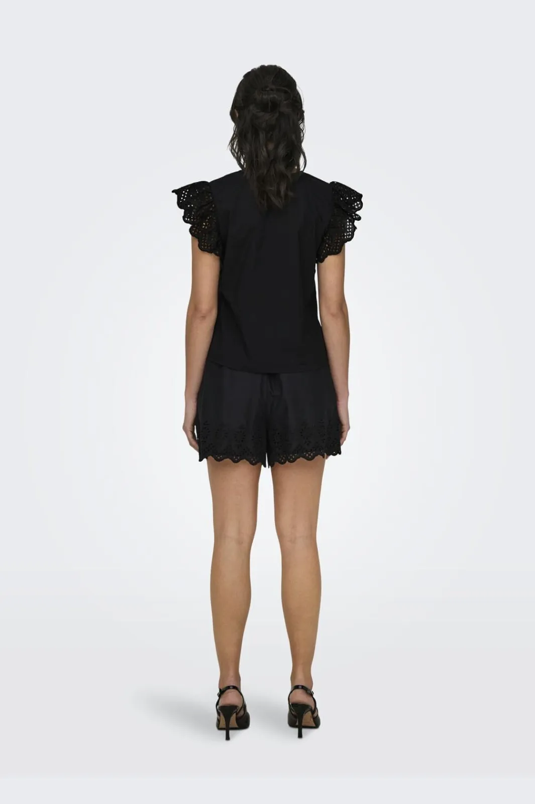 Best Only Onllou Life Emb S/S Frill Top 4415684 Black