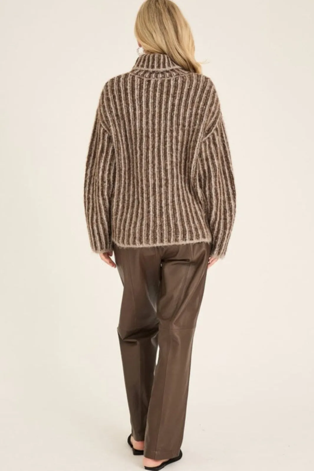 Discount A-View Orkido Knit Pullover AV6018 186