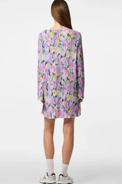 Sale Pieces Pcamber Ls Short Dress Kca 4842926 Lavender Blurry Flowers