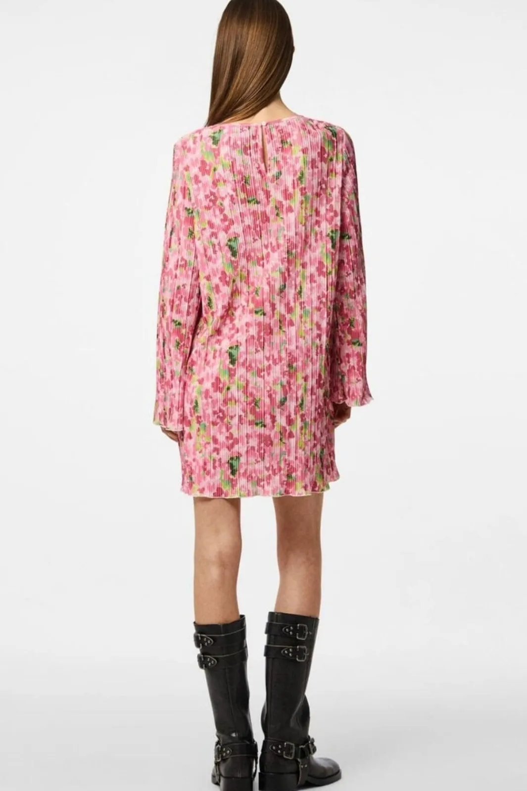 Outlet Pieces Pcamber Ls Short Dress Kca 4797862 Pink Cosmos Blurry Flowers