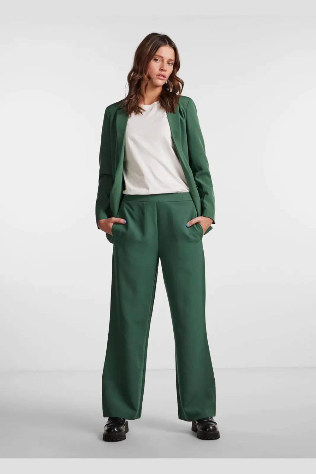 Hot Pieces Pcbossy Wide Plain Pant 4266210 Trekking Green