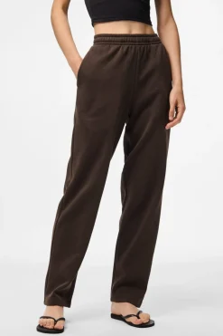 New Pieces Pcchilli Straight Sweat Pants 4802328 Hot Fudge