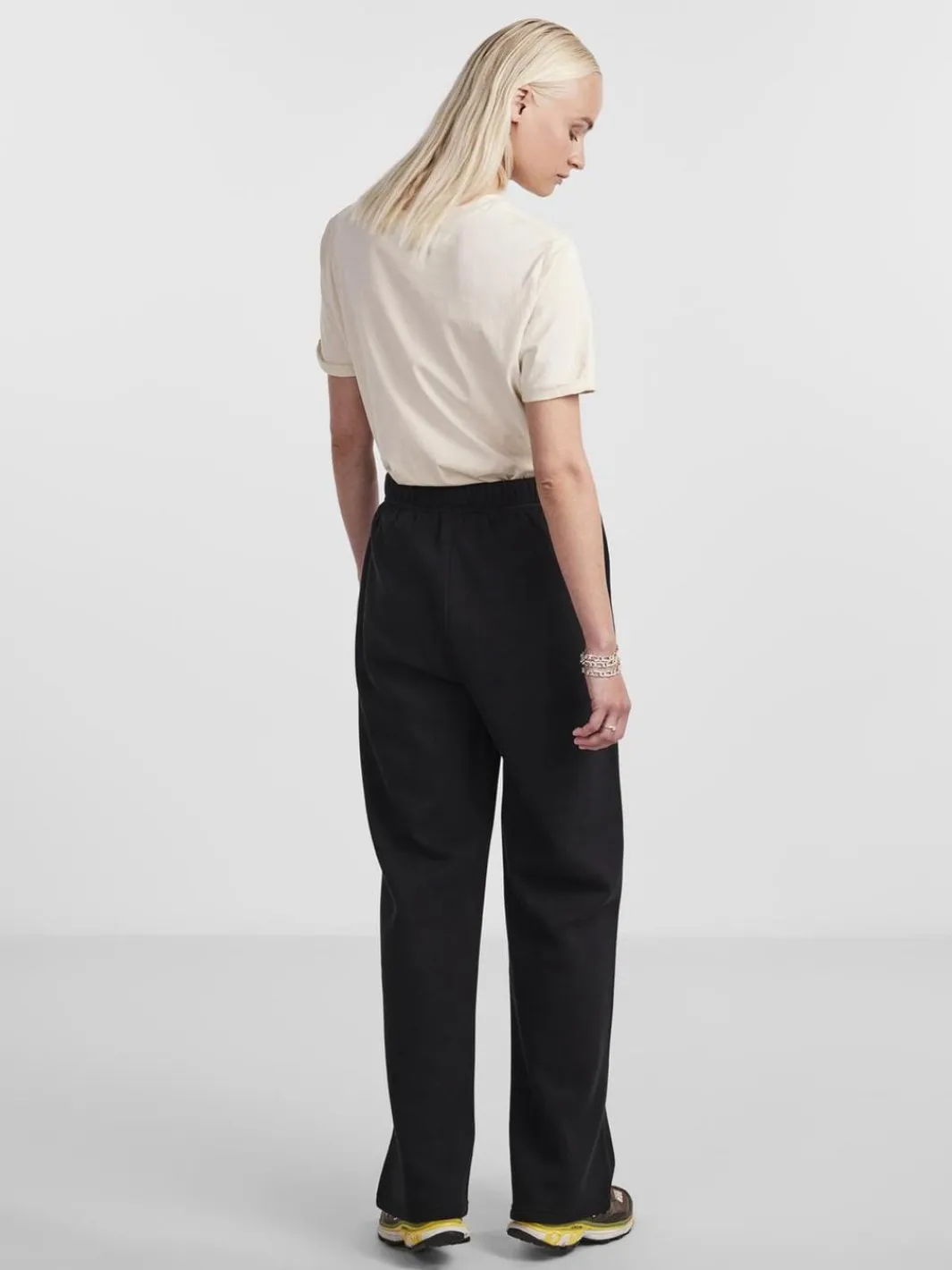 Discount Pieces Pcchilli Wide Sweat Pants 17140745 4265098