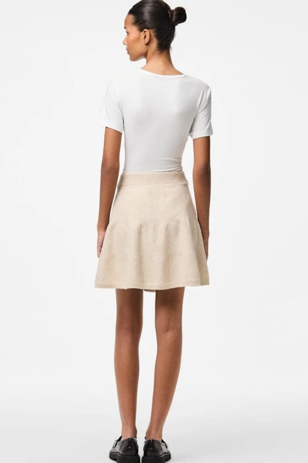 Outlet Pieces Pcfamilla Short Knit Skirt Fsy 4861104 Silver Gray Melange
