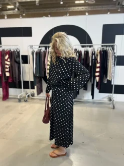 Pieces Pcjytta Ls Satin Top 5052187 Black White Dots