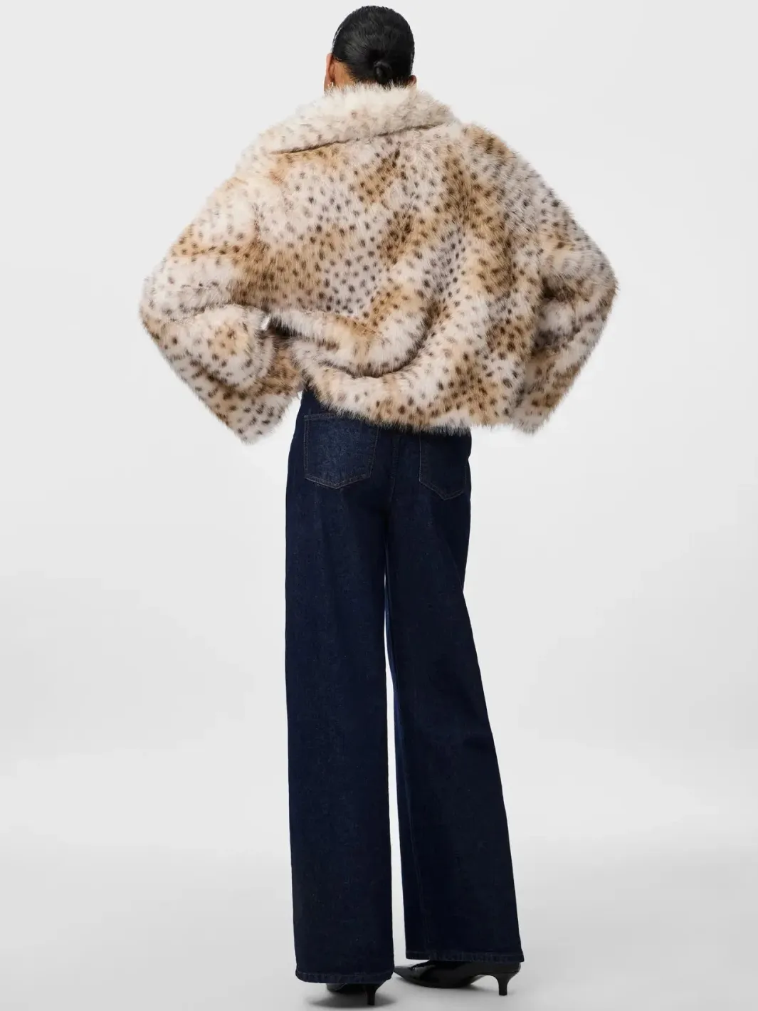 Outlet Pieces Pcplush Short Fluffy Jacket 5023207 Cloud Dancer Leopard