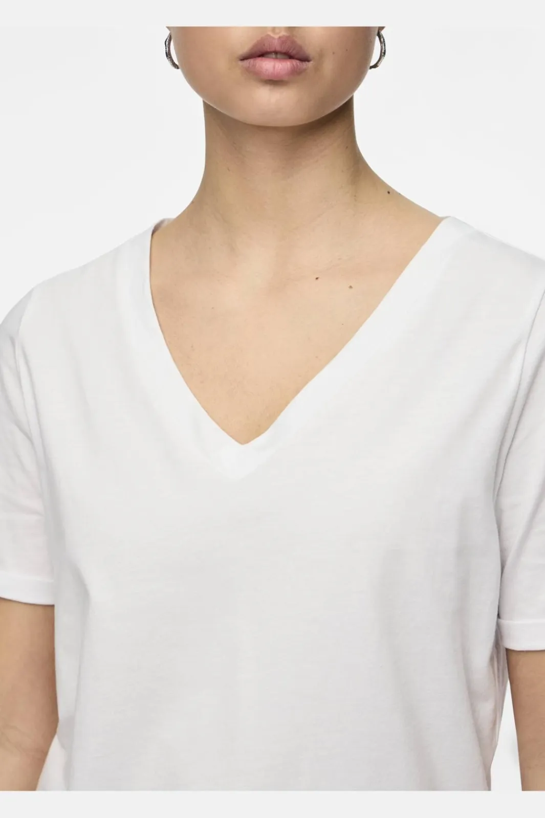 Discount Pieces Pcria Ss V-Neck Solid Tee 3783301 Bright White