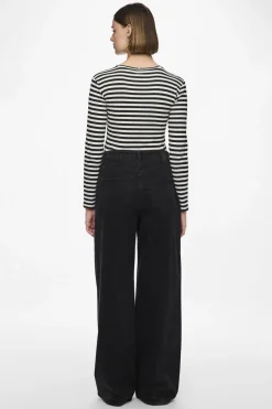 Pieces Pcruka Ls Top 4191663 Cloud Dancer Black