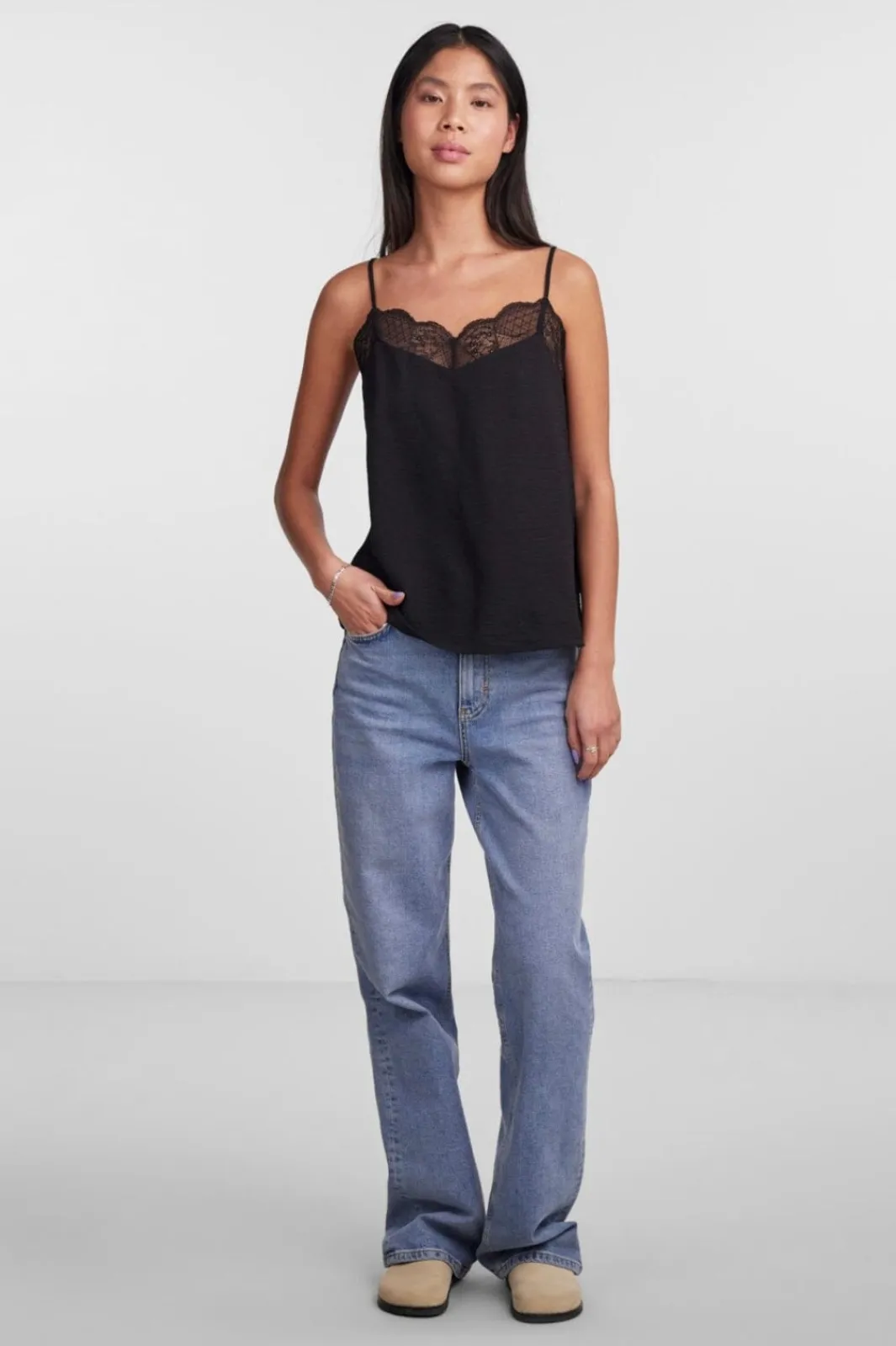 Pieces Pctiffany Strap Lace Top Bc Black