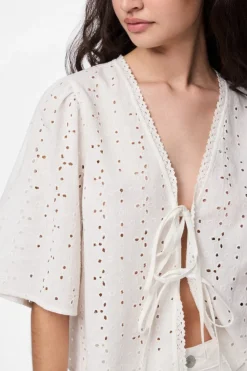 Clearance Pieces Pctyla 2/4 V-Neck Tie Top Pp 4935352 Cloud Cream