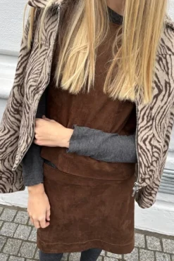 New Global Funk Rihne-G 74169850 P93 Dark Brown