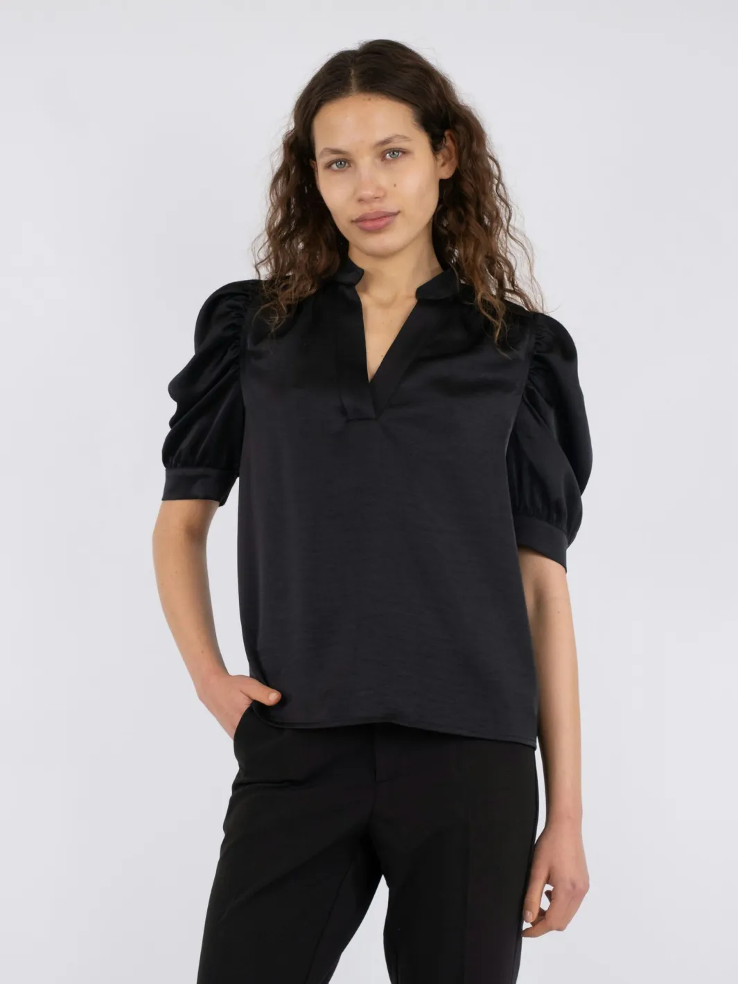 Hot Neo Noir Roella Heavy Sateen Blouse Black