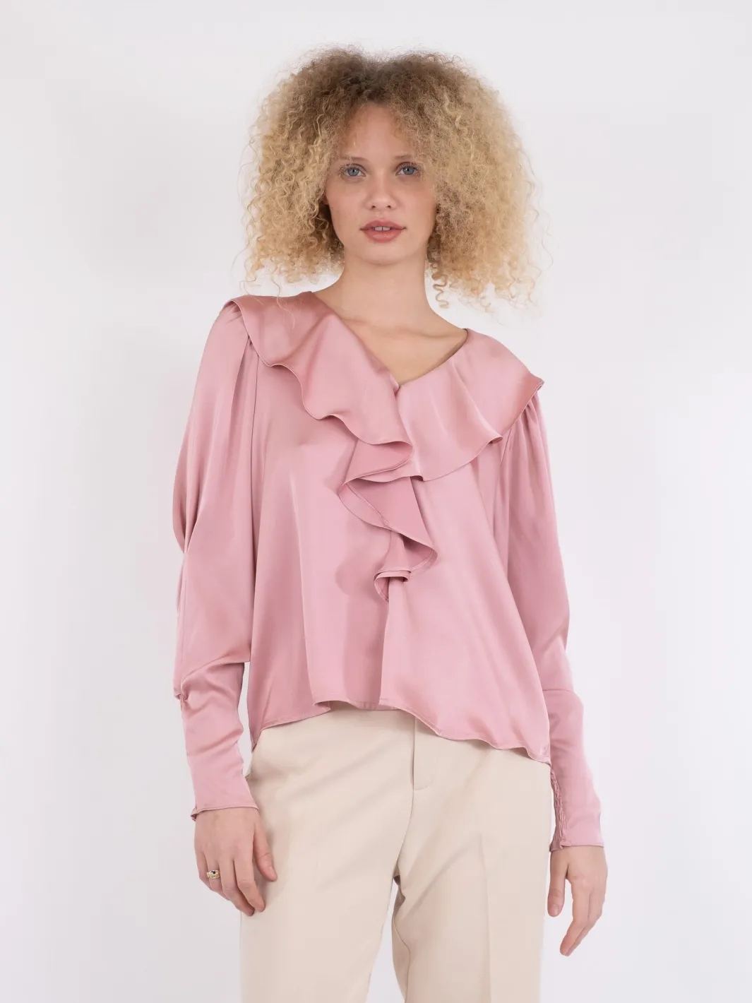 Discount Neo Noir Sandie Sateen Blouse Light Pink