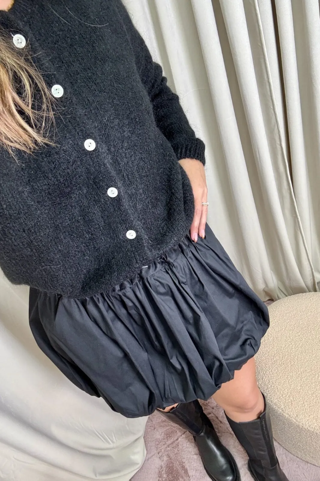 Outlet A-bee Short Balloon Skirt Black