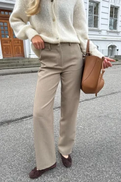 New BYIC Signatureic Pants A23778 Light Brown