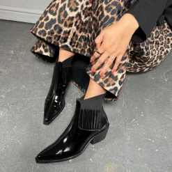 Online Copenhagen Shoes The Walking Boot Patent 0011 Black Patent