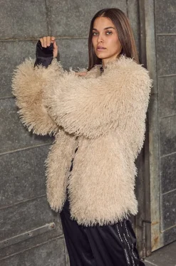 Best Haute L'Amitié Tibet Fur Jacket HL10275 Off-White