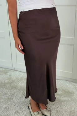 Online A-bee Tiffany Skirt Dark Maroon