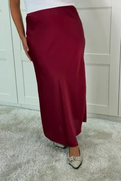 Hot A-bee Tiffany Skirt Burgundy