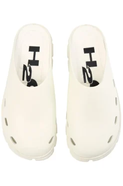 New H2O Trek Closed Sandal 1008 Cannoli Cream