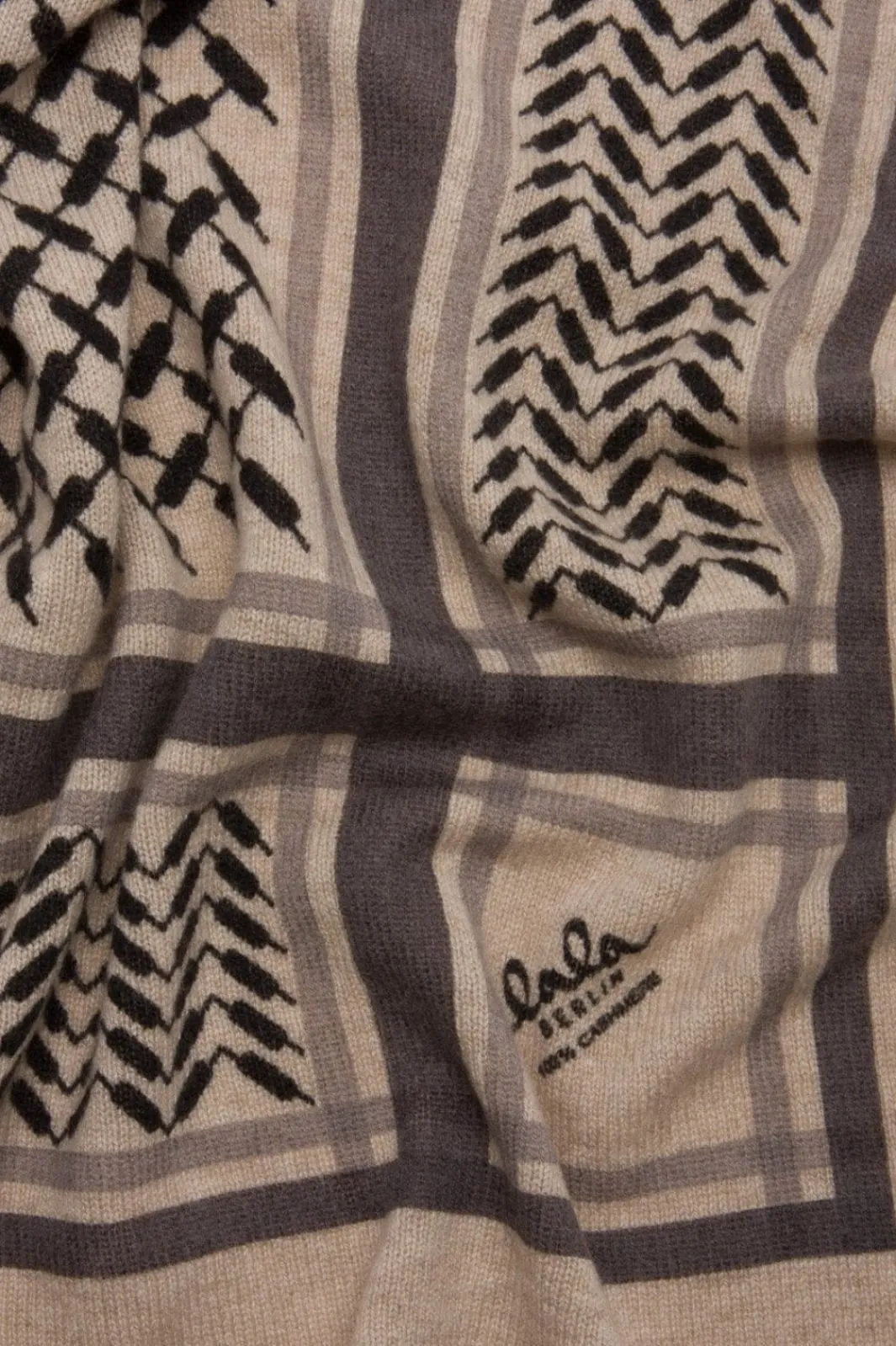 New Lala Berlin Triangle Trinity Classic M Dune Beige
