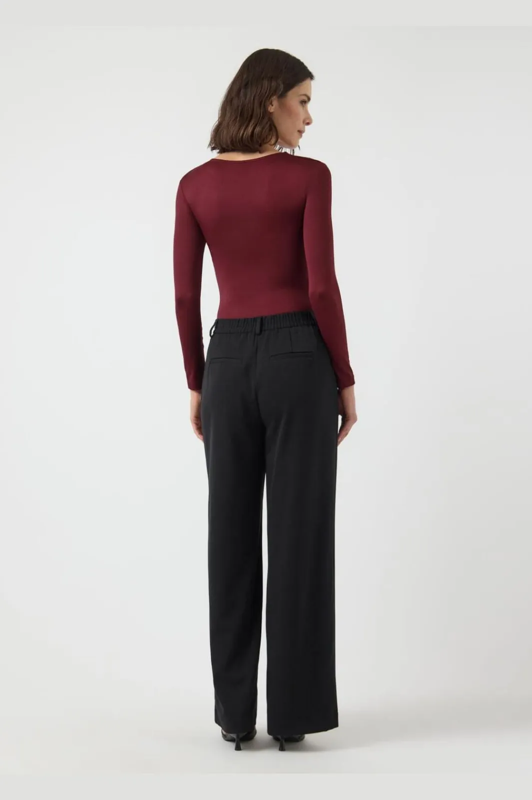 YAS ruby Ls Body 4972533 Port Royale